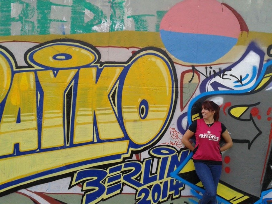 Vicky - Berlin Wall