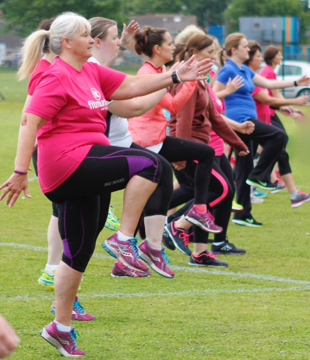 Boothferry Fitmums & Friends doing drills at a summer grass track session